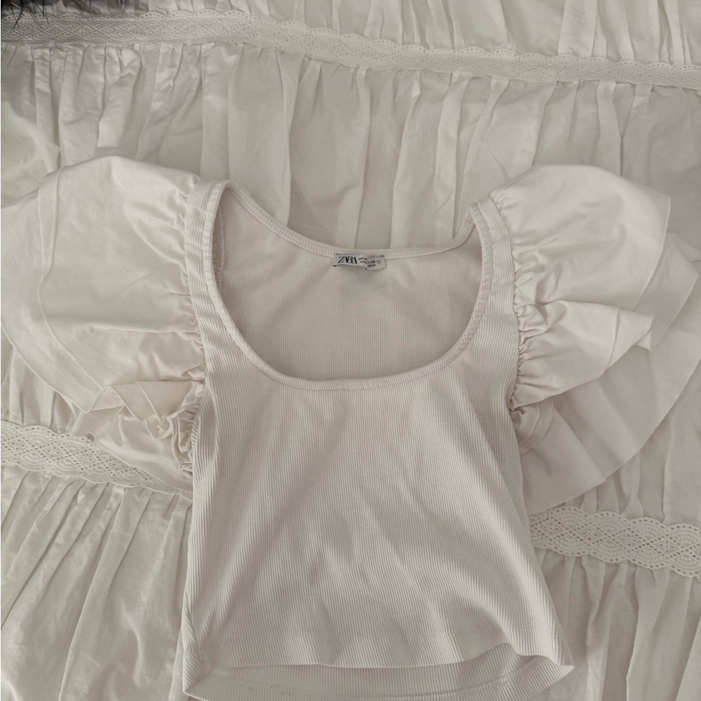 Zara ruffle sleeve crop top